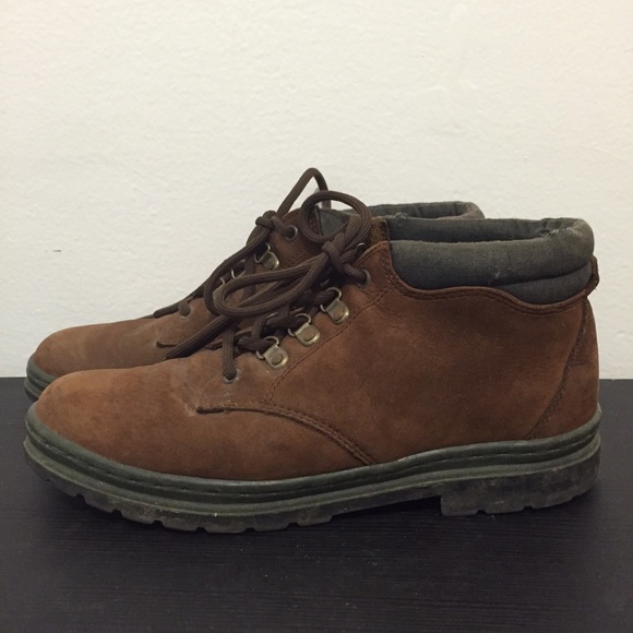 American Eagle suede ankle boots