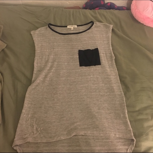 Grey tank top with leather pocket