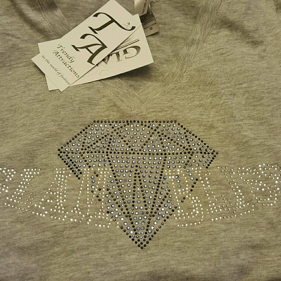 Tee Shirt - Picture 1 of 1