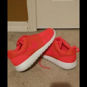 Nike Roshes shoes