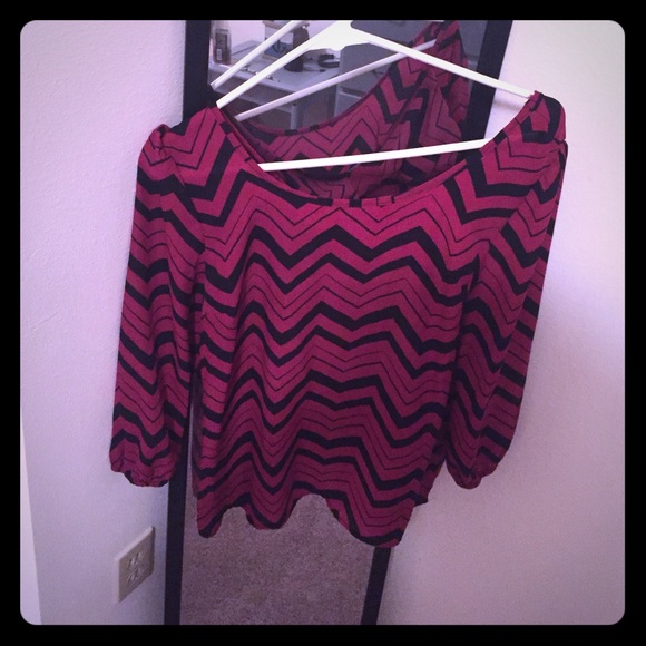 Charlotte Russe red chevron top with bow back