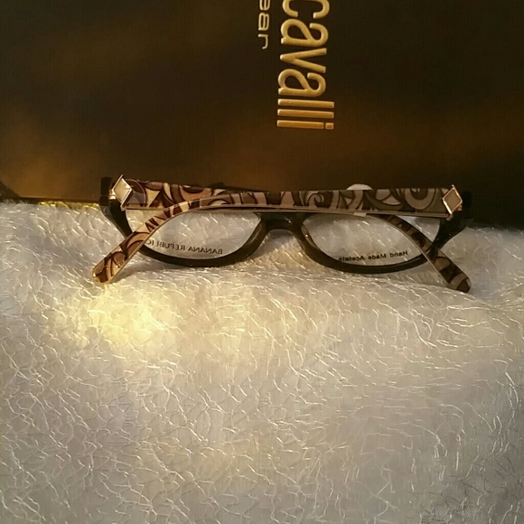 Glasses - Picture 2 of 2