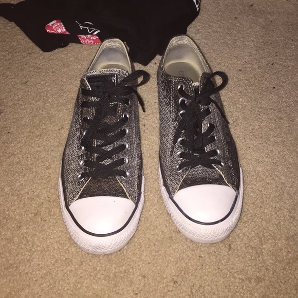 Converse