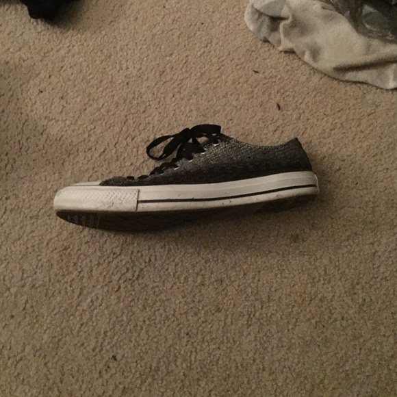 Converse - Picture 2 of 2