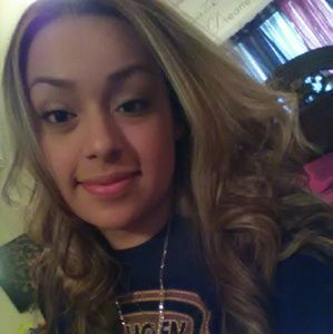 Meet your Posher, Karla