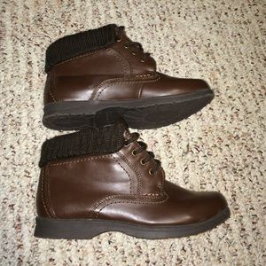 Short brown booties