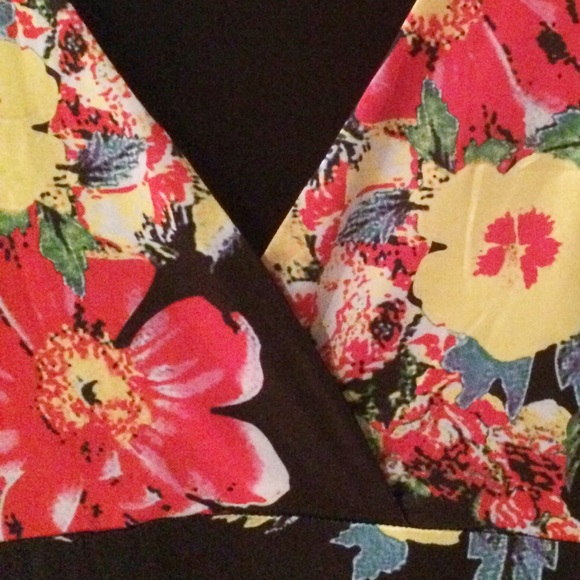 Black Floral Maxi Dress - Picture 3 of 3