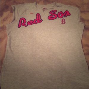 Ladies Red Sox Nike Tee