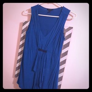 V neck flowy professional top