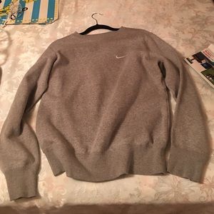 Gray Nike crew neck