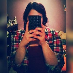 Meet your Posher, Manuela