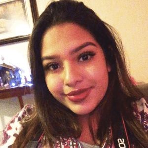 Meet your Posher, Jasmin