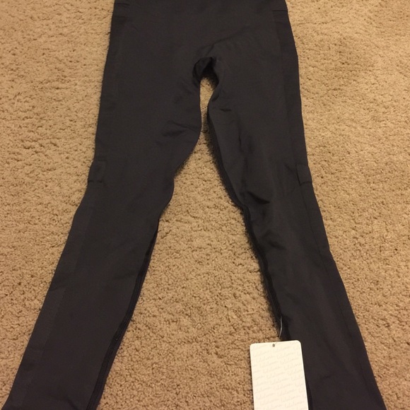 Lululemon black zone in tight