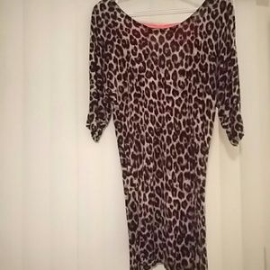 Leopard print with open back soup shirt