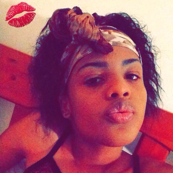 Meet your Posher, Ciaira