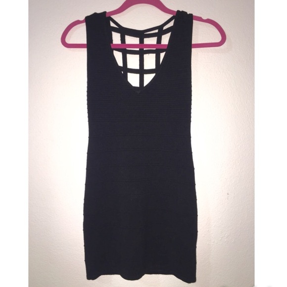 😎Fun lil. Black dress🤓