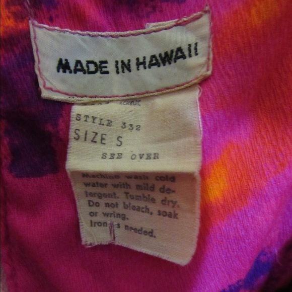 Gorgeous Hawaiian Sunset Dress ☀️ - Picture 2 of 4