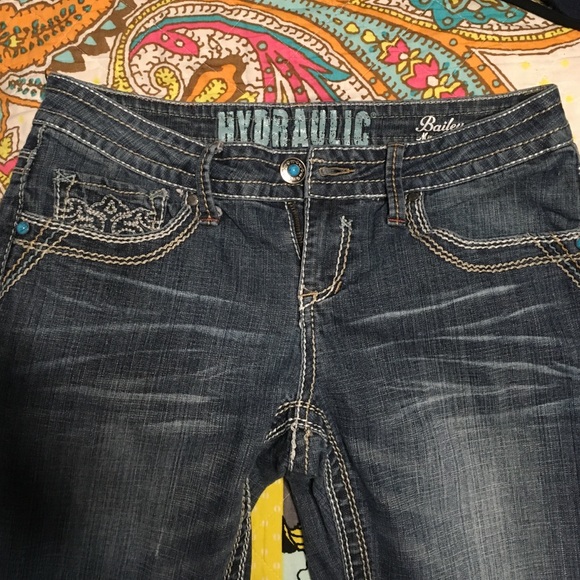 Hydraulic Skinny Boot Jean!