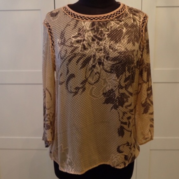 Anthro blouse hi lo button back blouse sheer