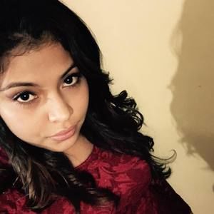 Meet your Posher, Daniela