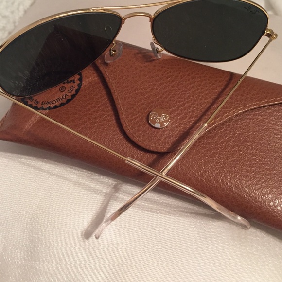 RayBan Women\'s Aviator sunglasses