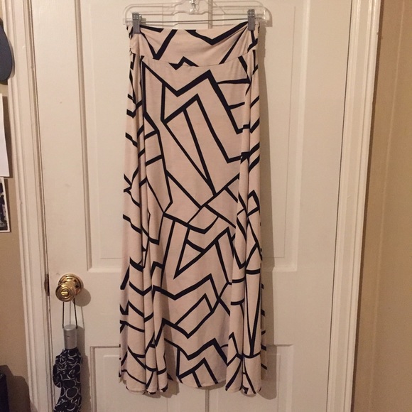 Geometric Maxi Skirt