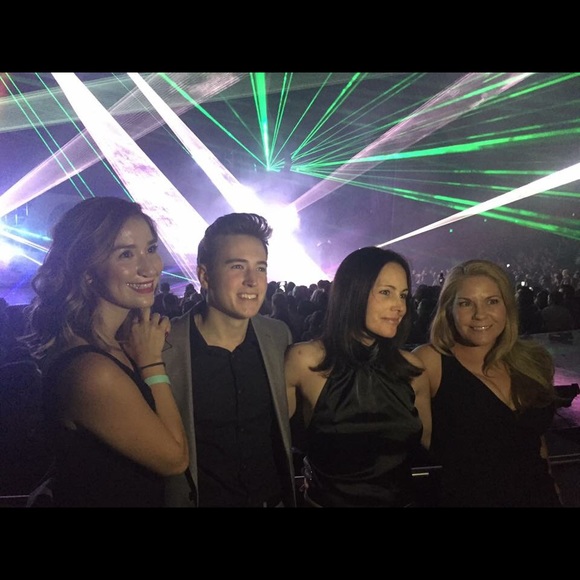 Why Do I Posh? Hello, I'm Kristin 💕🐾💕 - Picture 11 of 16