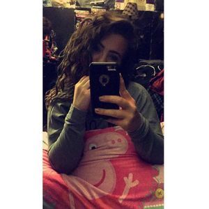 Meet your Posher, Brianne