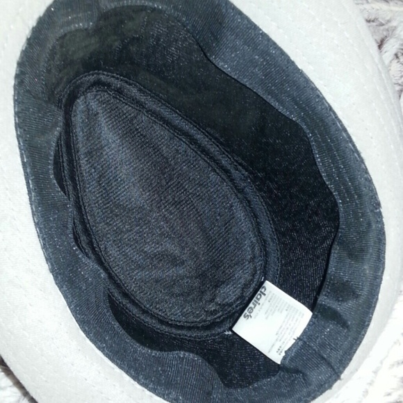 Fedora - Picture 3 of 3