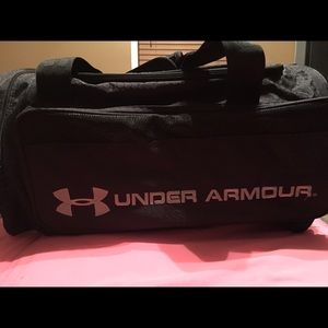 Under Armour sports/duffle bag