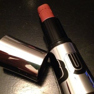 Buxom lipstick in Runaway