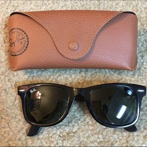 Ray ban black wayfarer
