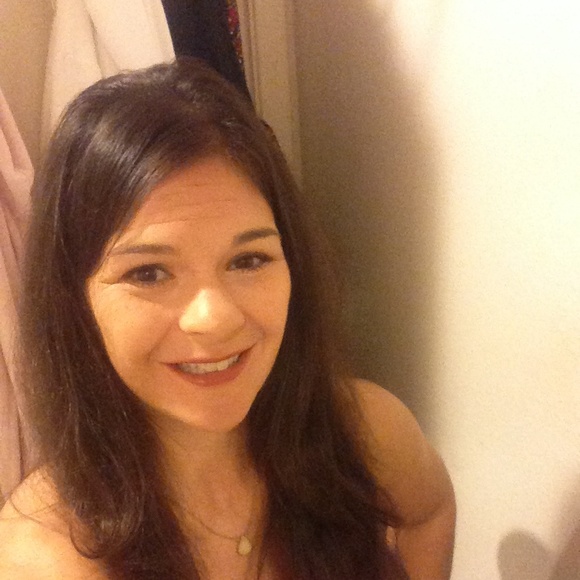 Meet your Posher, Jen - Picture 1 of 1