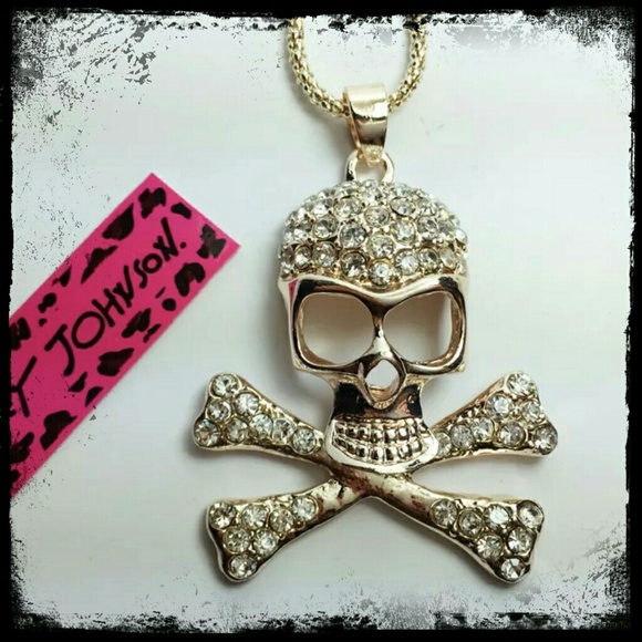 ❤ Betsey Johnson Necklace ❤