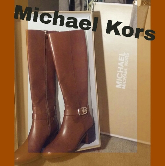 Michael Kors New In Box Bryce style boot (7)