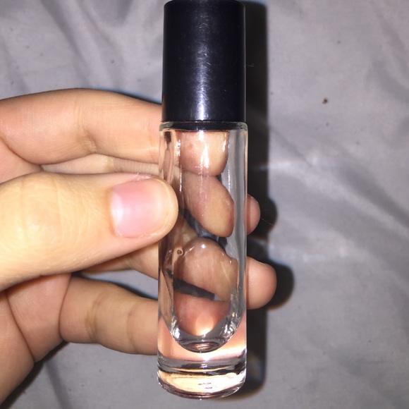 Oil perfume of "Viva La Juicy".