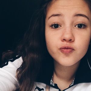 Meet your Posher, Annelise