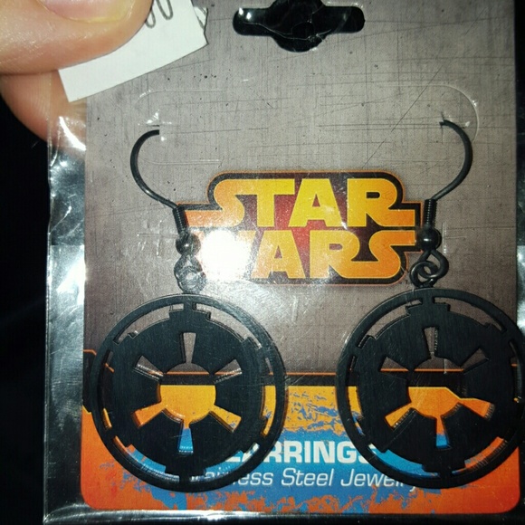 Star Wars earrings - Picture 1 of 2