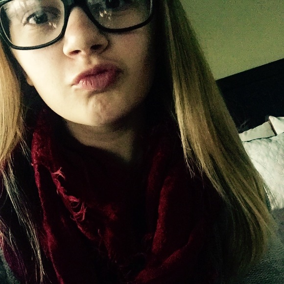 Meet your Posher, Riley - Picture 1 of 1