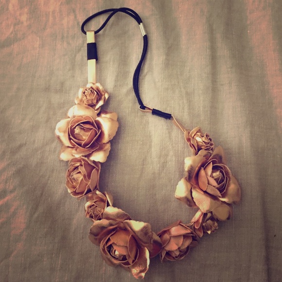 Urban outfitters Flower headband