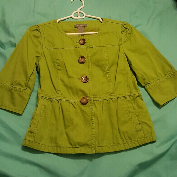Ann Taylor XS green cropped trench