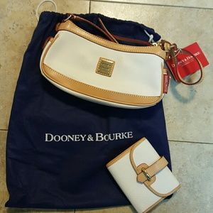 Purse with matching wallet. The price is for both!