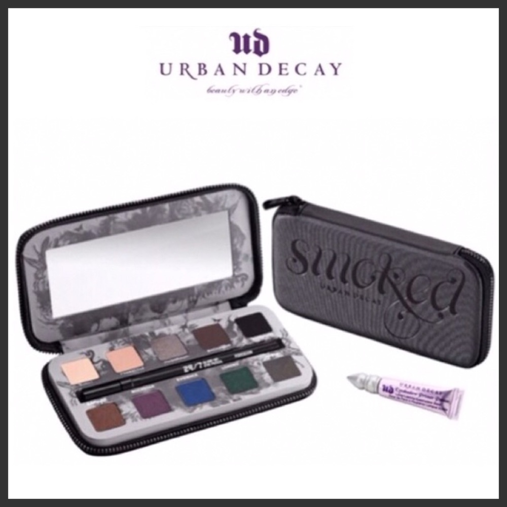 🆕 Urban Decay Smoked Eyeshadow Palette