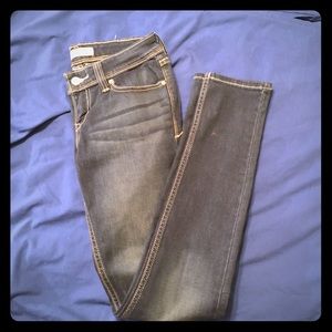 Levi's Low Rise Demi Curve Skinny Sz W25 L32