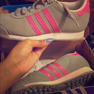 Gray and pink Samoas (adidas)