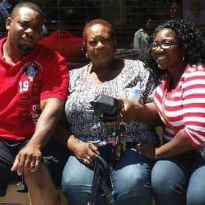 Meet your Posher, Beverly