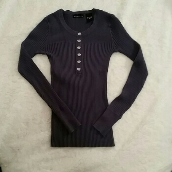 * Ribbed sweater in slate blue