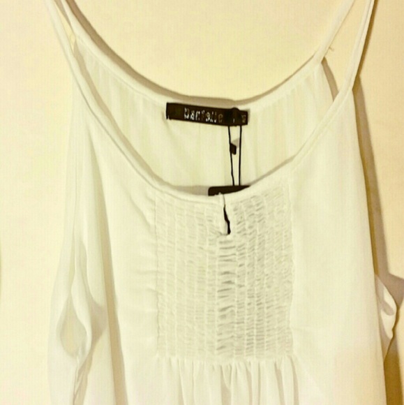 FINAL⬇NEW! Sheer White Ruffle Hi-Lo Blouse - Picture 2 of 4