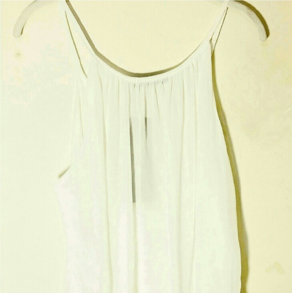 FINAL⬇NEW! Sheer White Ruffle Hi-Lo Blouse - Picture 4 of 4