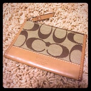 Coach coin purse - tan